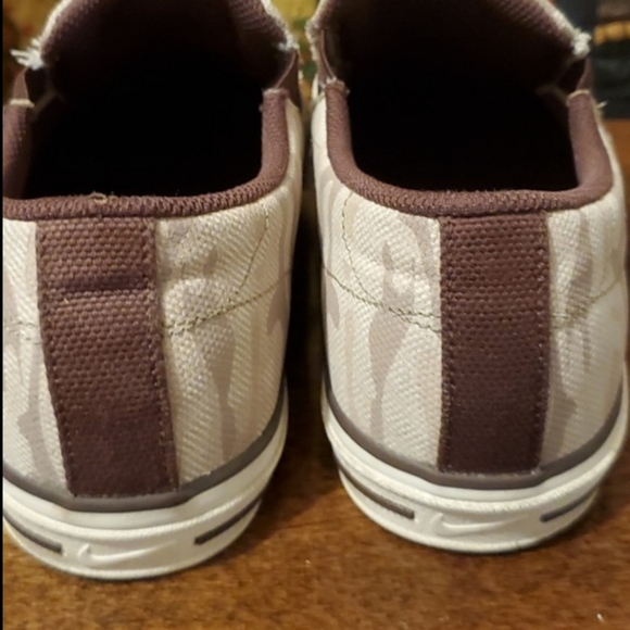 Rare Vintage Nike SB Charge Slip-On Camo Women's Shoe 315851-221 Running - Picture 7 of 7